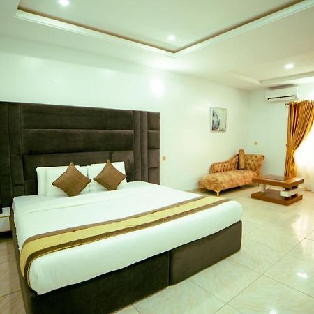 247 Luxury Hotel & Apartment Ajah Lekki Dış mekan fotoğraf