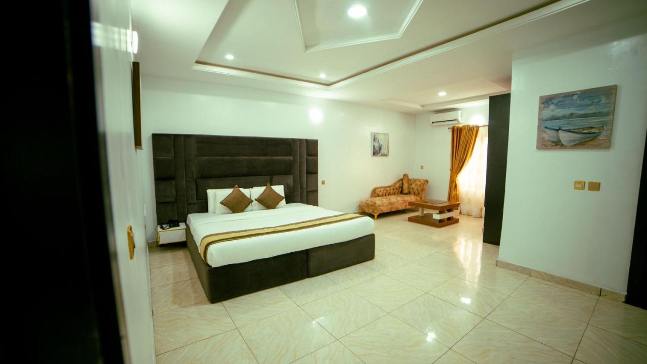 247 Luxury Hotel & Apartment Ajah Lekki Dış mekan fotoğraf
