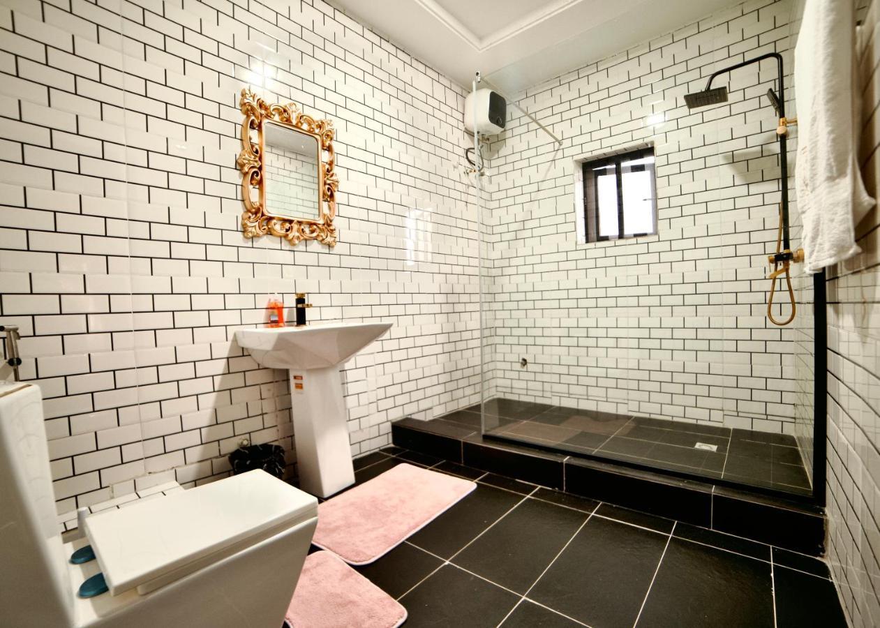 247 Luxury Hotel & Apartment Ajah Lekki Dış mekan fotoğraf