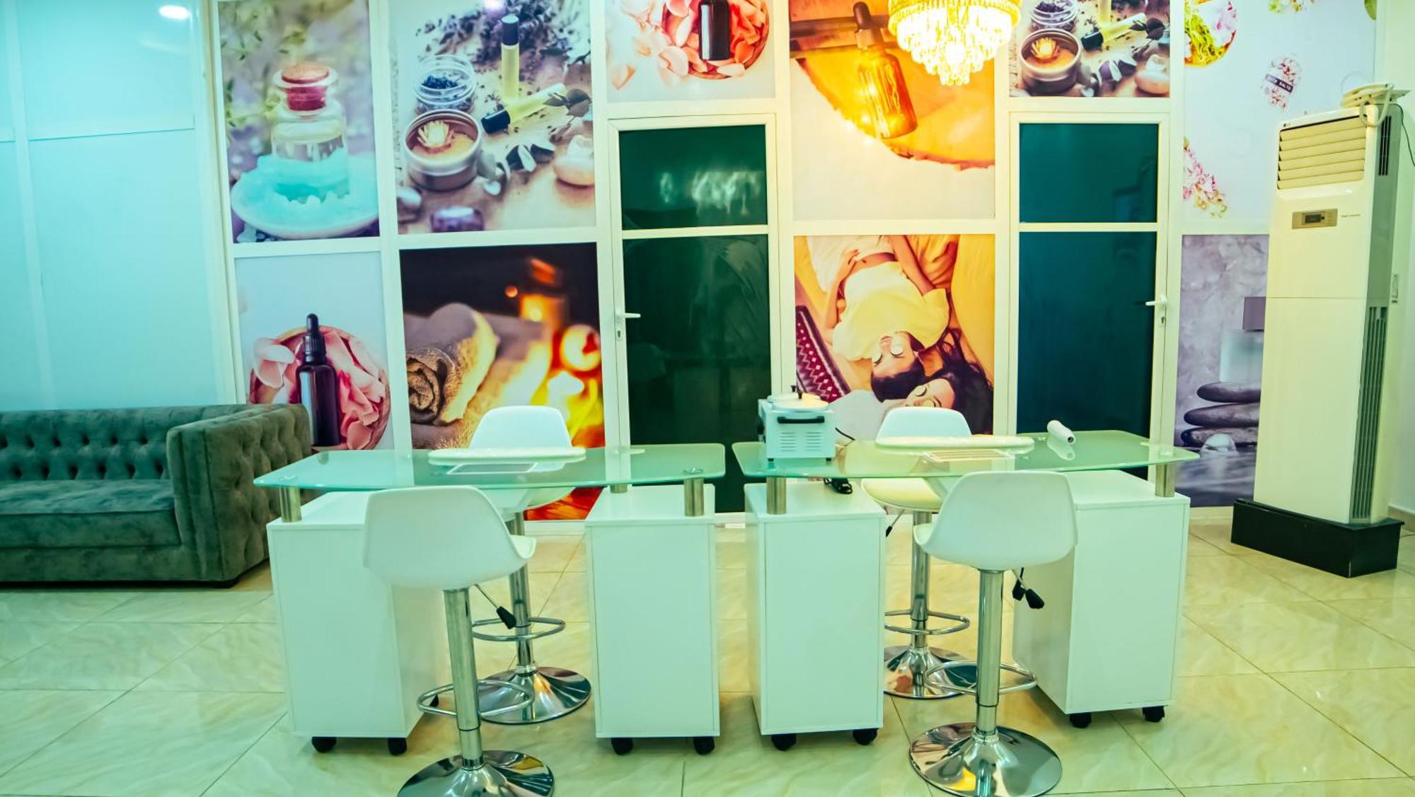 247 Luxury Hotel & Apartment Ajah Lekki Dış mekan fotoğraf