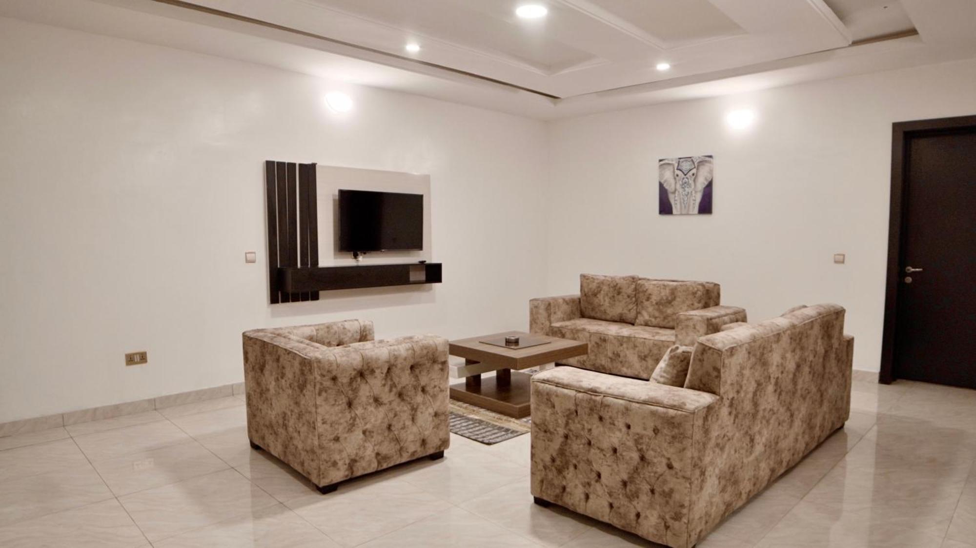 247 Luxury Hotel & Apartment Ajah Lekki Dış mekan fotoğraf